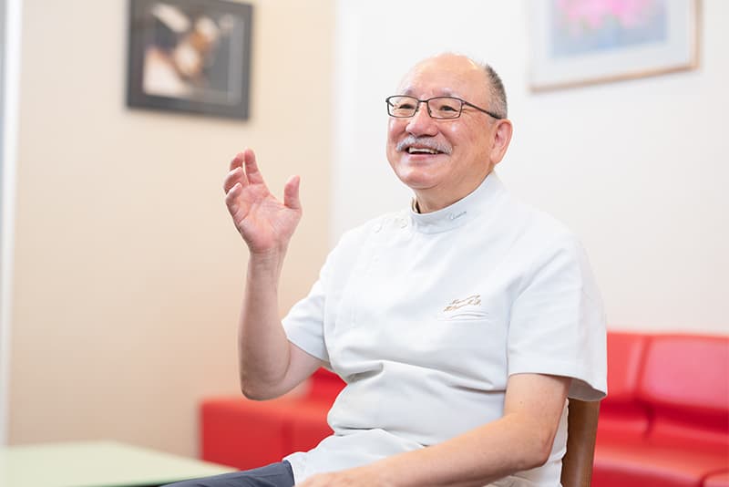 小川 治彦先生の写真