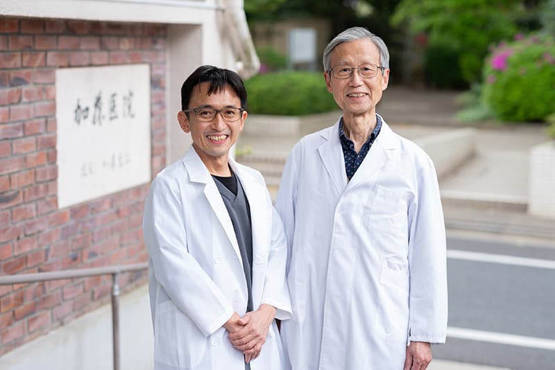 加藤 徳介先生と加藤 督介先生の写真