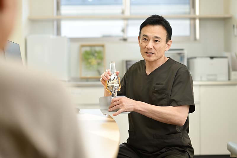 伊藤 崇先生の写真