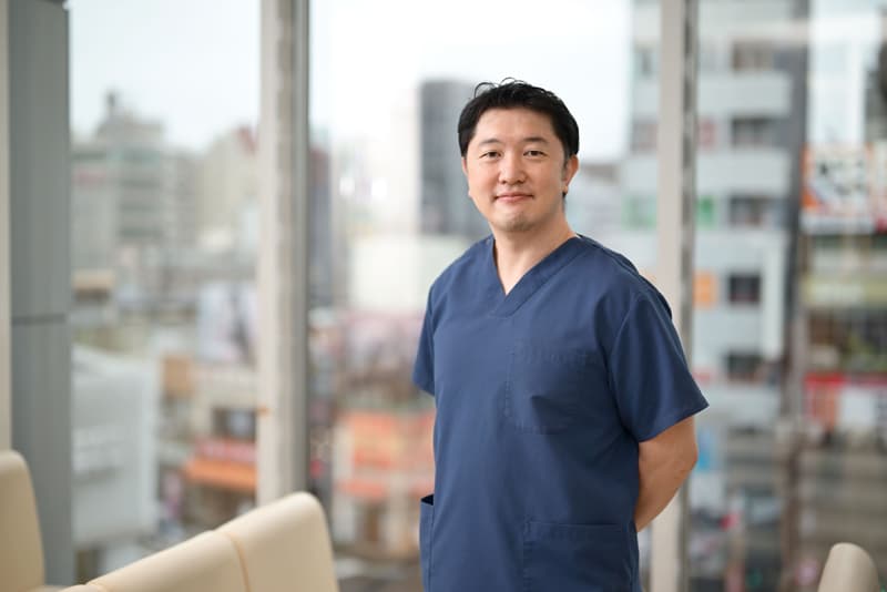 権東 容秀先生の写真