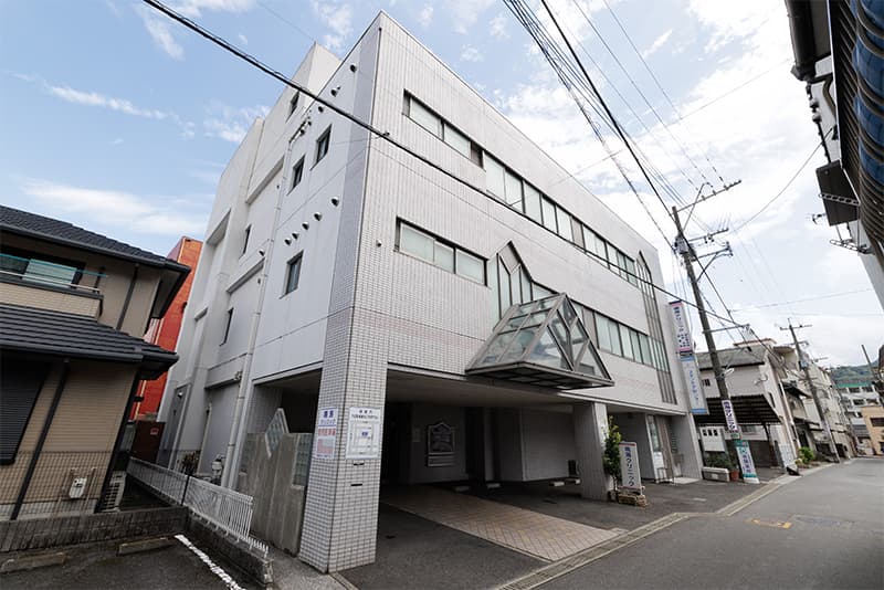 鳴海クリニックの外観の写真