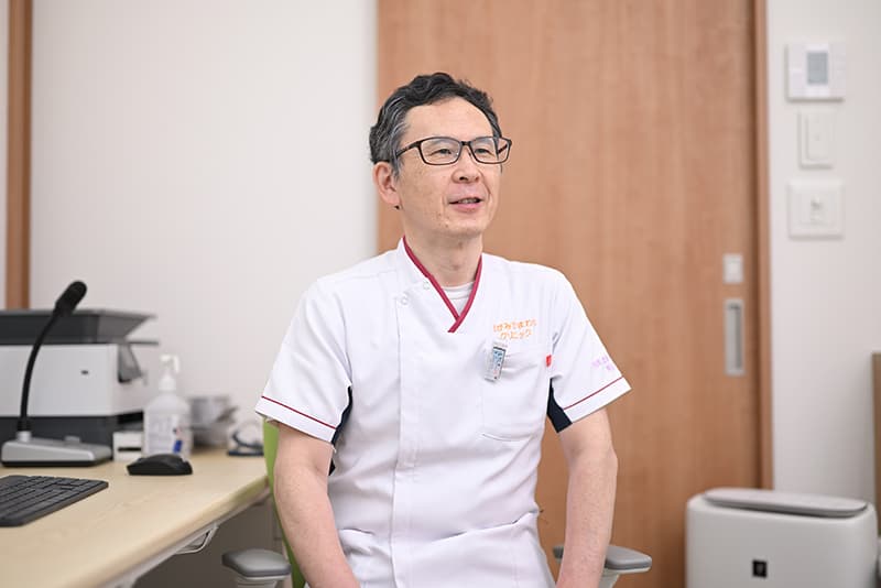 秋山 暢先生の写真