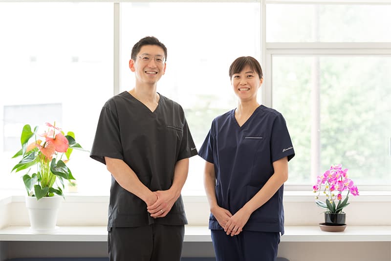 山髙 謙先生と山髙 果林先生の写真