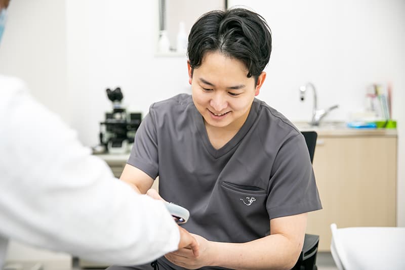 横山 令先生の写真