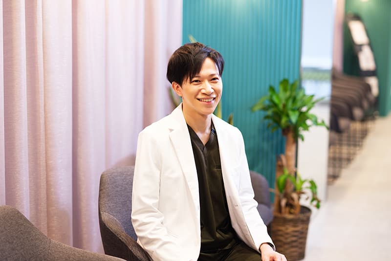 石岡 充彬先生の写真